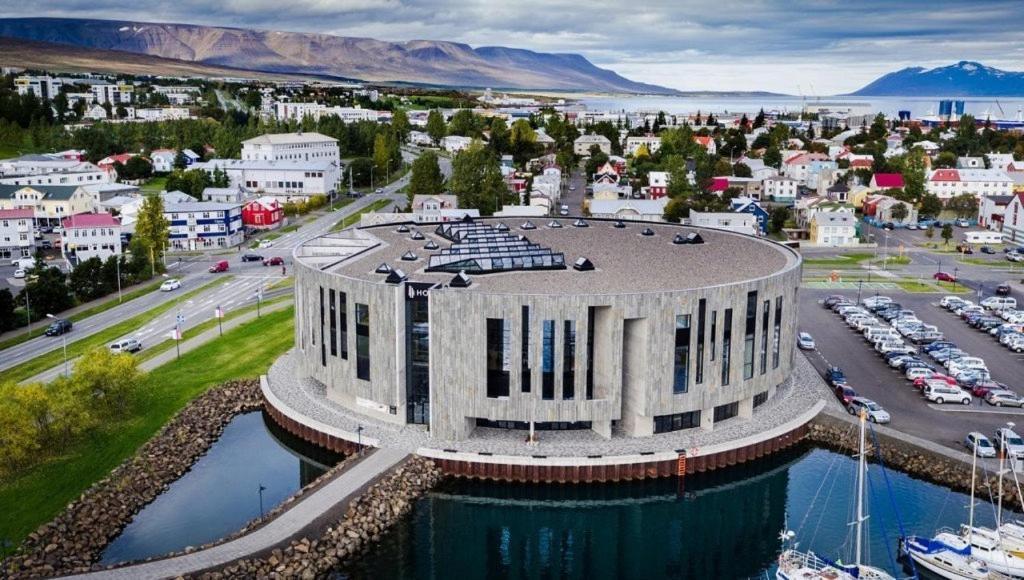 Superb Central Location, No Car Needed - Spacious Akureyri Exterior foto